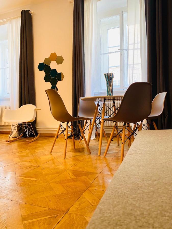 Crops City Stay Trieste Bagian luar foto